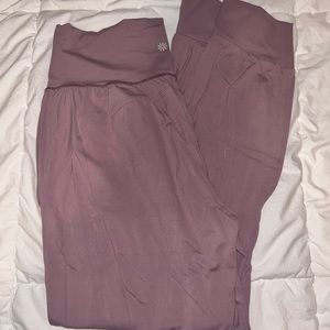 Athleta Salutation Joggers